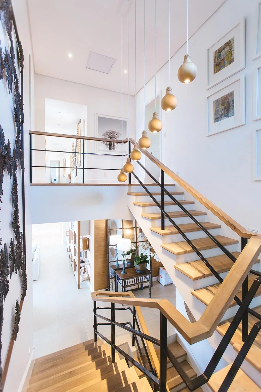 Escalier moderne en bois et métal